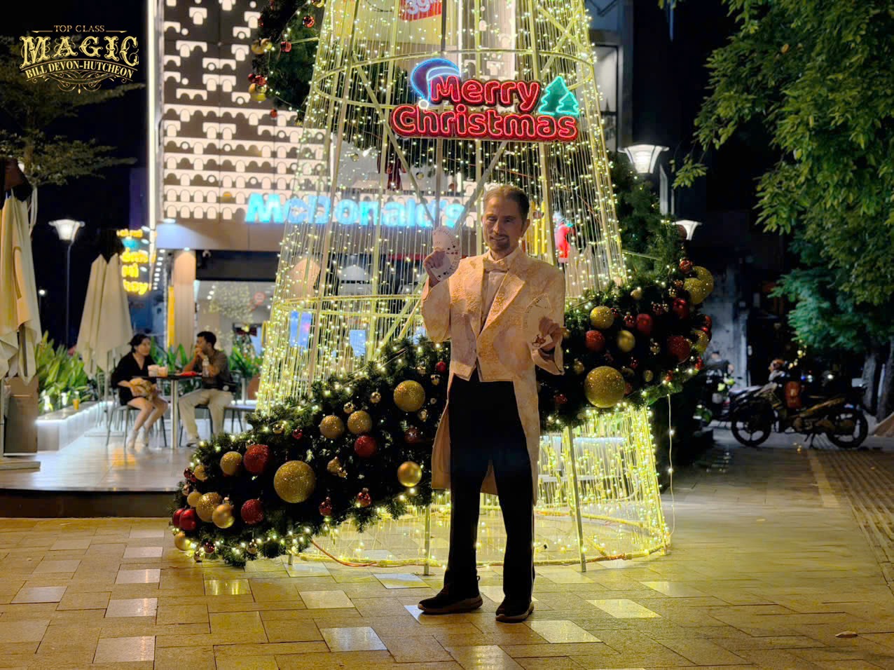 corporate networking event entertainment